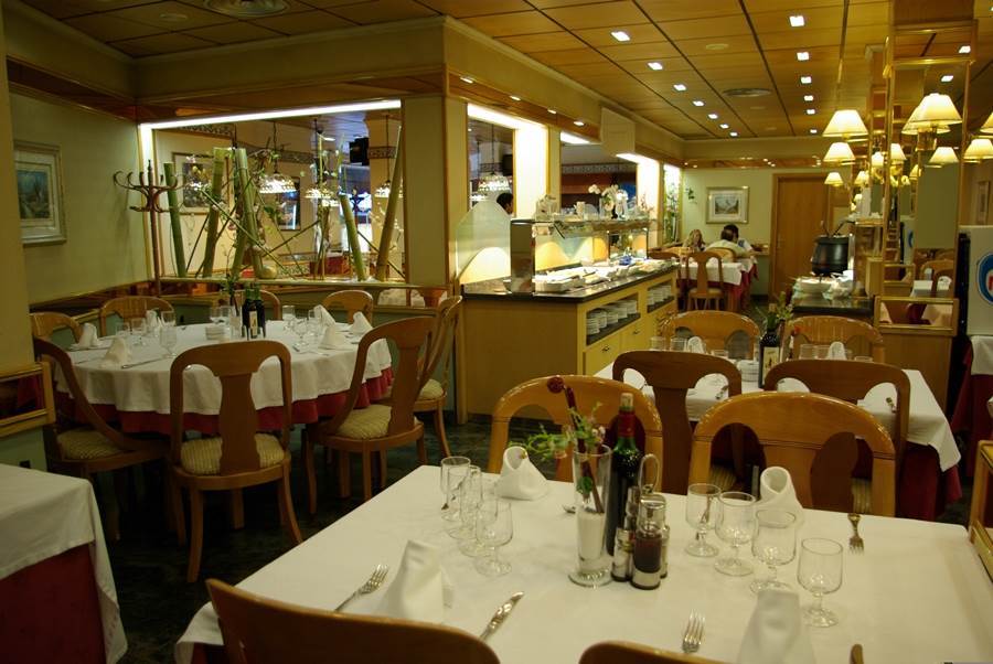 Yomo Eureka Hotel Andorra la Vella Eksteriør billede