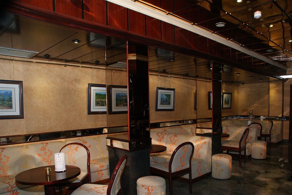 Yomo Eureka Hotel Andorra la Vella Eksteriør billede