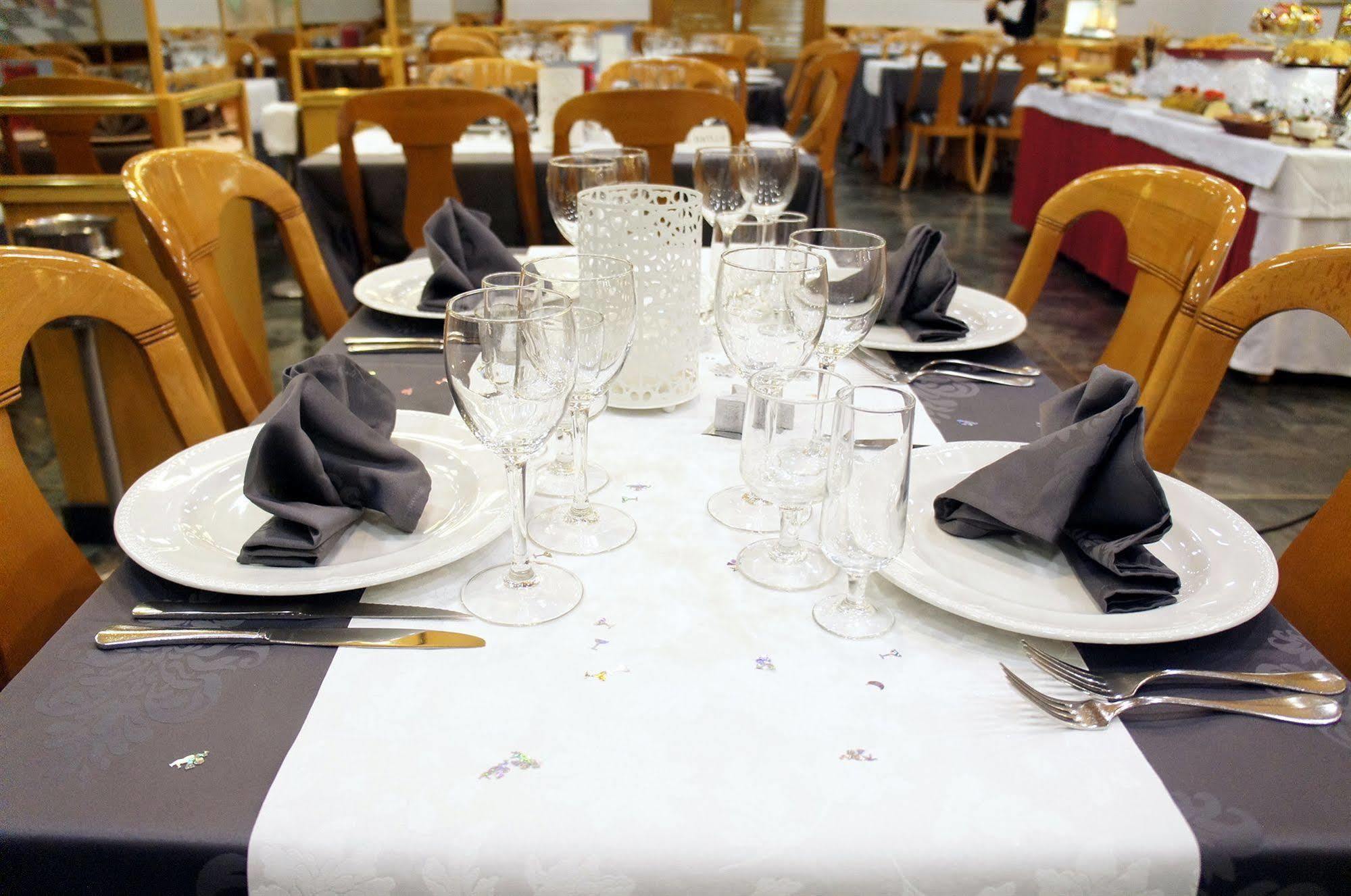 Yomo Eureka Hotel Andorra la Vella Eksteriør billede
